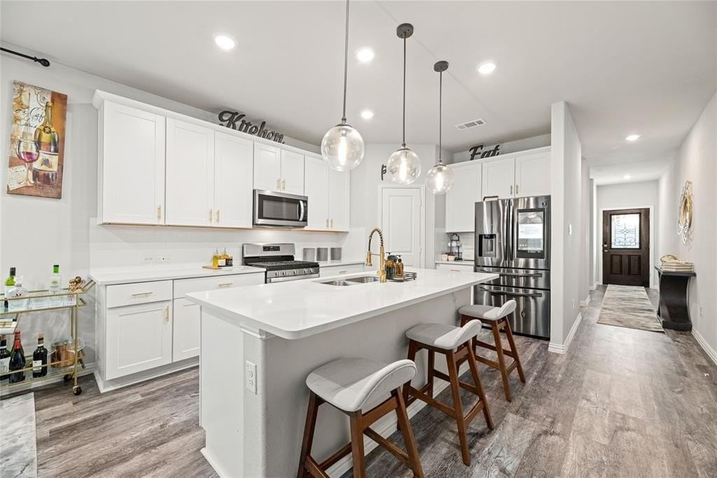 4320 Cascade Falls Ct - Photo 3 of 33