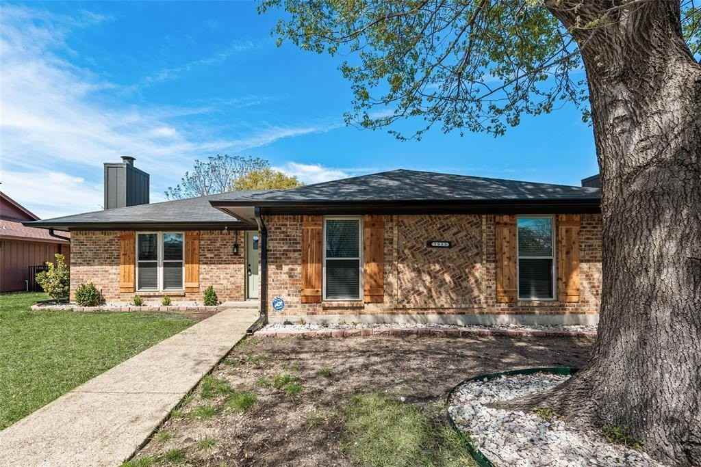 1933 Garden Crest Ln - Photo 6 of 34