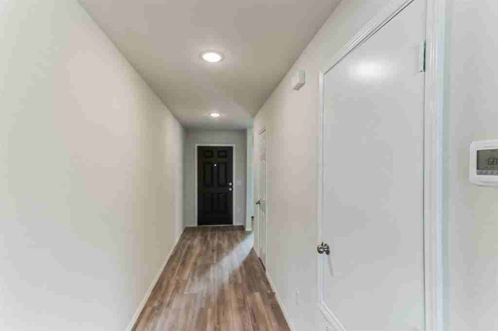 16009 Wanderer Ln - Photo 3 of 24