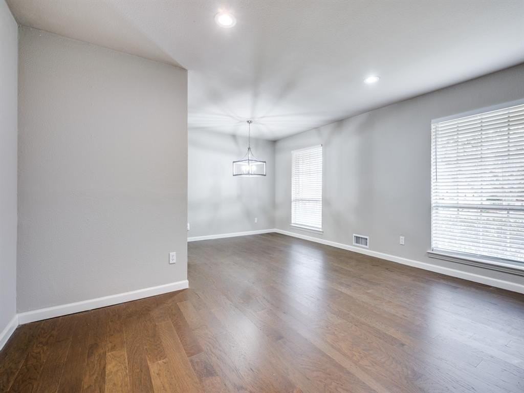 2617 Forest Grove Dr - Photo 3 of 24