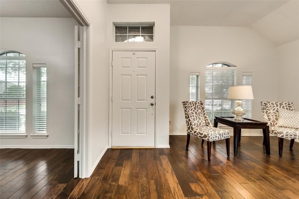 3687 Harvard Dr - Photo 3 of 23