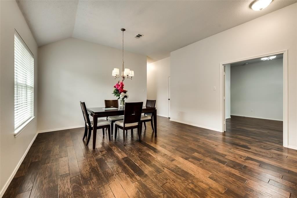 3687 Harvard Dr - Photo 5 of 23