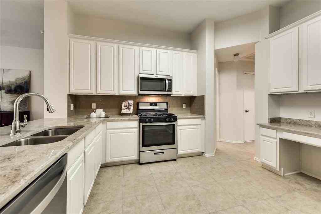 3687 Harvard Dr - Photo 7 of 23