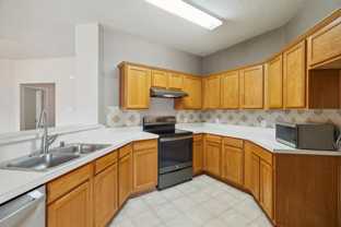 9916 Nixon Dr - Photo 1 of 1