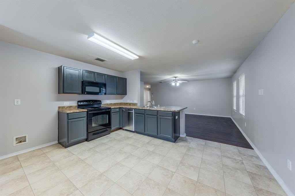 12600 Seagull Way - Photo 6 of 39