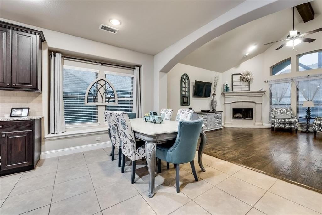 1213 Wedgewood Dr - Photo 6 of 22