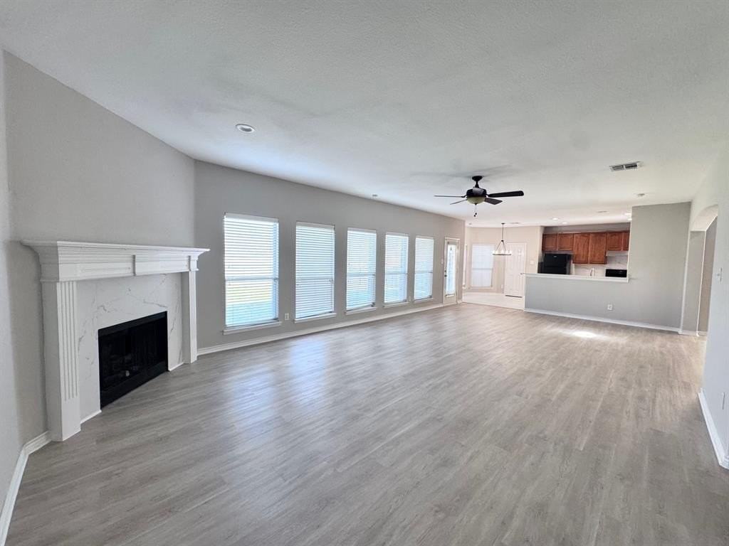 9520 Water Tree Dr - Photo 5 of 23