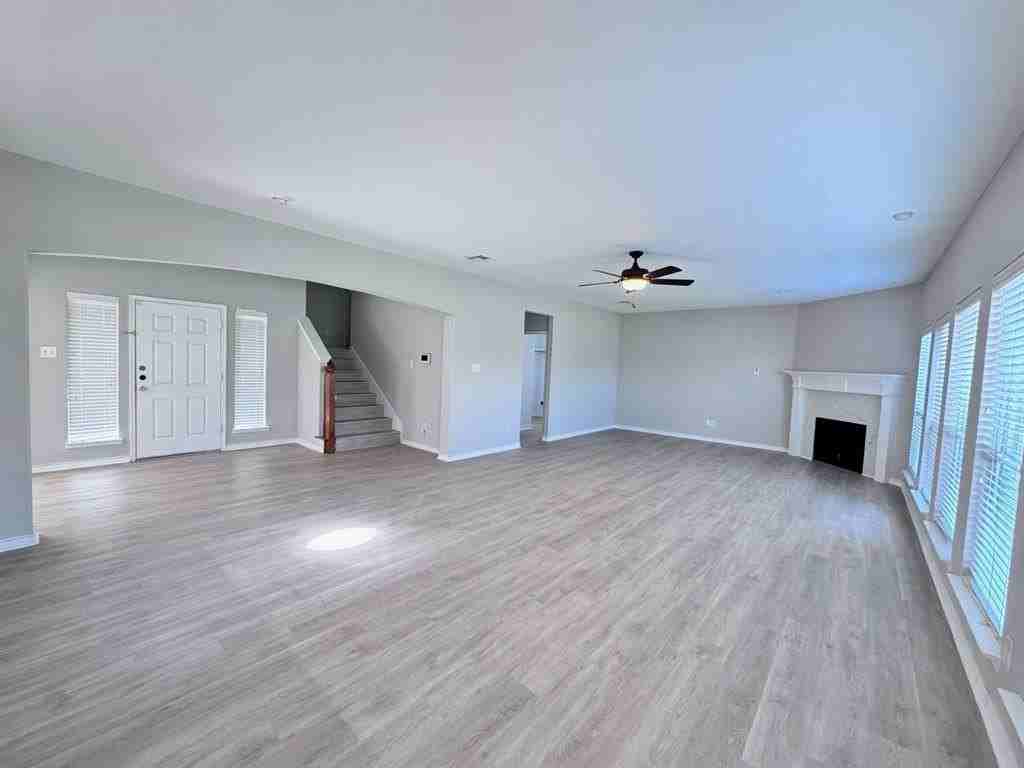 9520 Water Tree Dr - Photo 7 of 23
