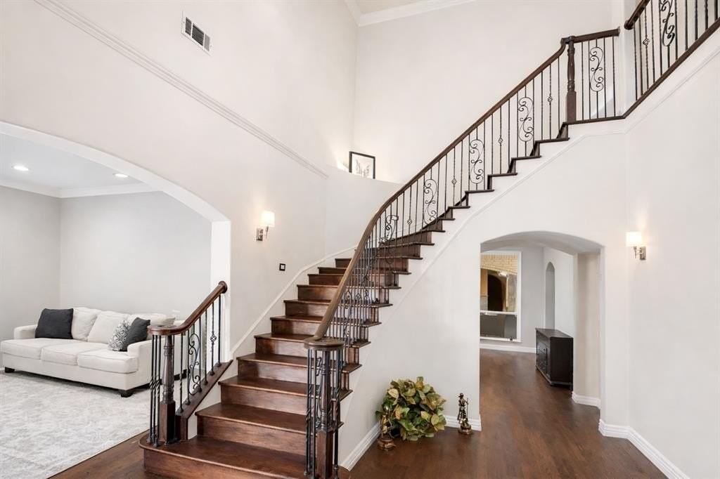 7357 Golf Club Dr - Photo 3 of 15