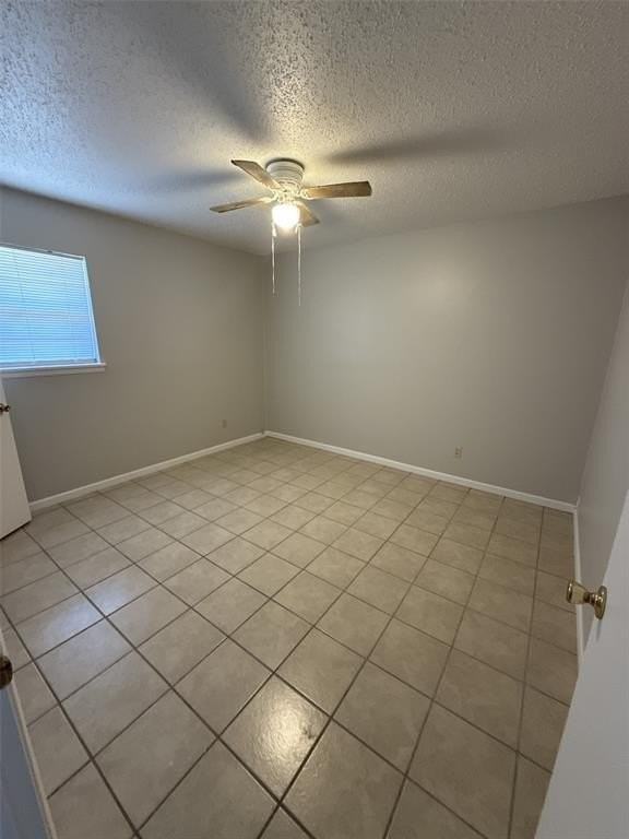 1600 West Ln #6 - Photo 5 of 8