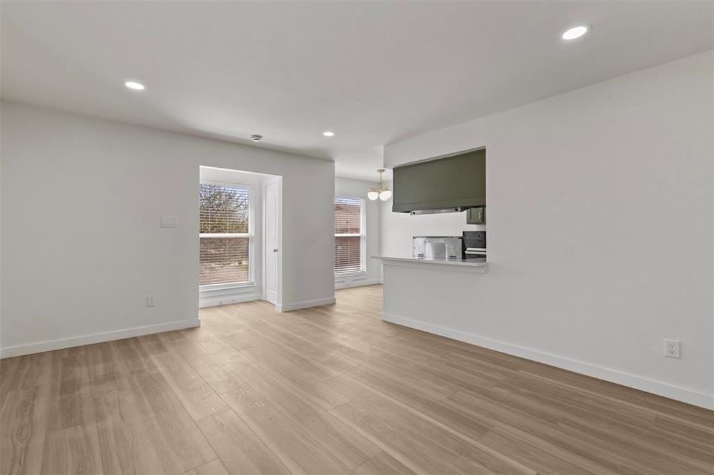 908 Isbell Rd #D - Photo 2 of 16