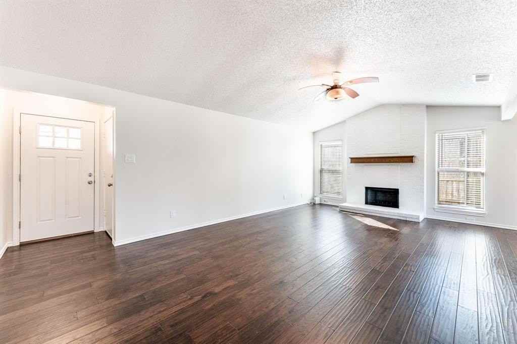 149 Brockway Dr - Photo 6 of 25