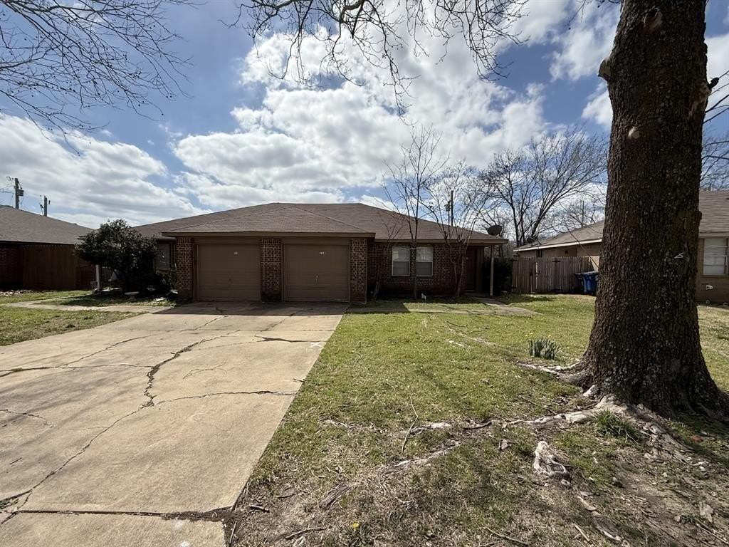 724 Prairie Creek Dr