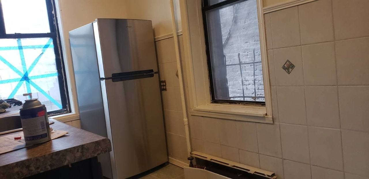 6819 3rd Ave #3R - Photo 6 of 9