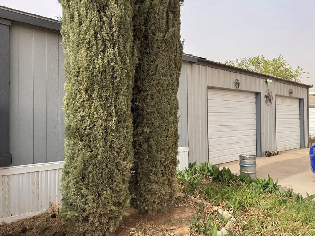 9724 W 3rd St - Photo 2 of 19