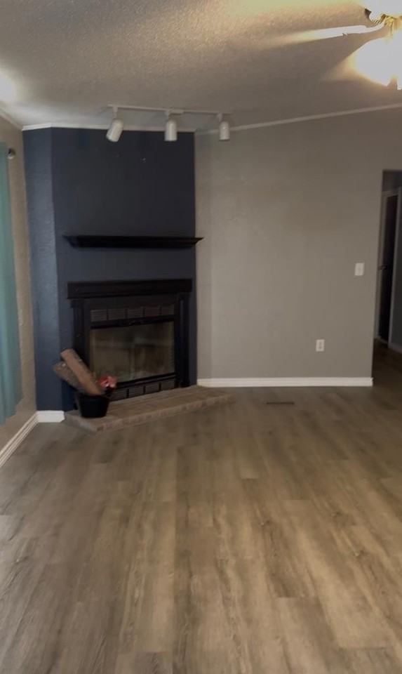 9724 W 3rd St - Photo 6 of 19