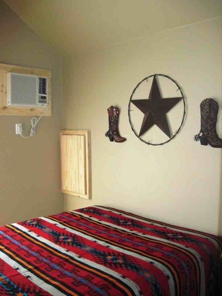 407 N Peach St - Photo 7 of 11