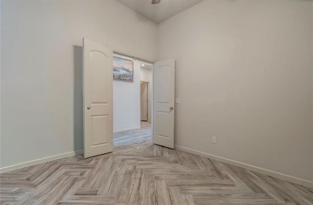 2509 Crystal Creek Dr - Photo 6 of 8