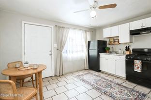 302 W Flores St Unit 3 - Photo 1 of 1