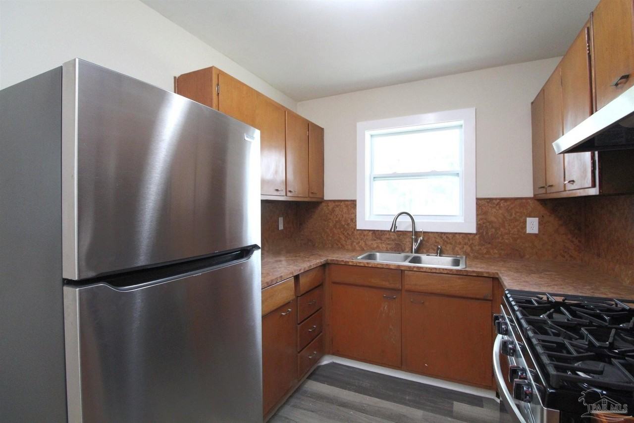 4512 Chantilly Way - Photo 7 of 17