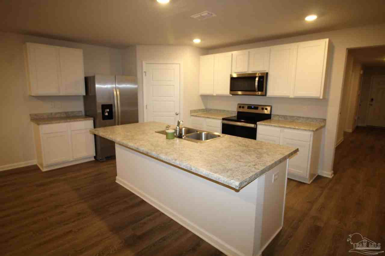 1021 Lovebird Ct - Photo 5 of 17