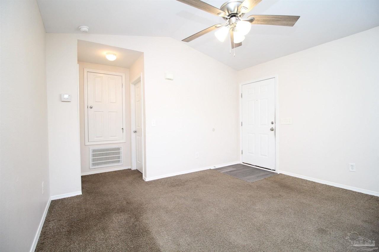 6954 Woodley Dr Unit B - Photo 6 of 23