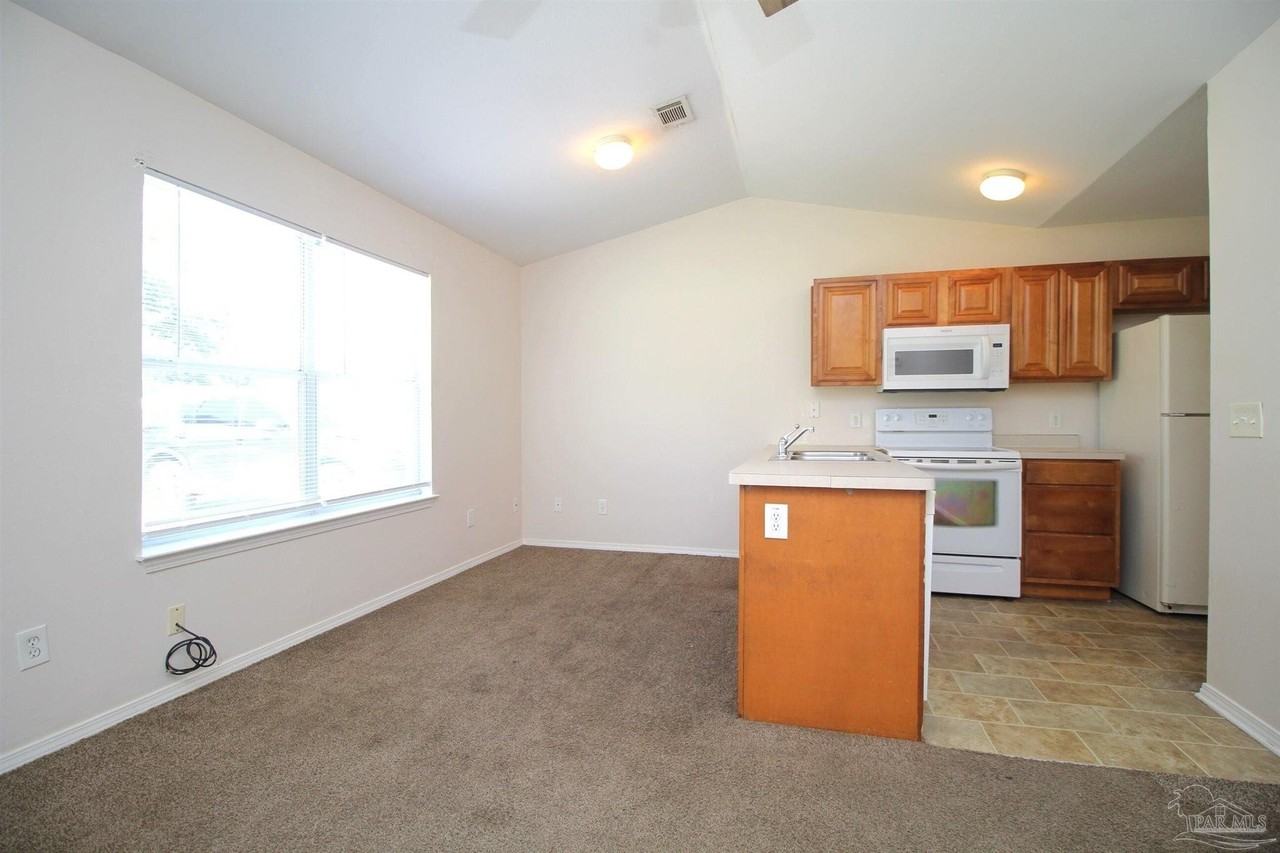 6954 Woodley Dr Unit B - Photo 7 of 23