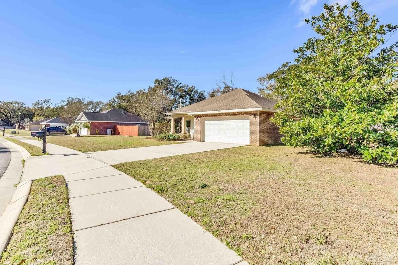 5441 Pescara Dr - Photo 5 of 34