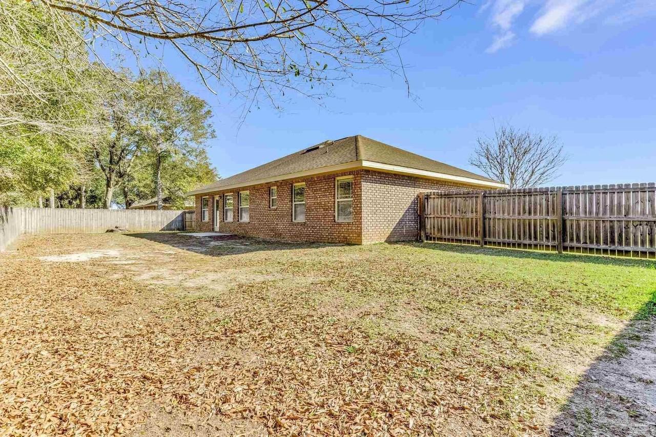 5441 Pescara Dr - Photo 7 of 34