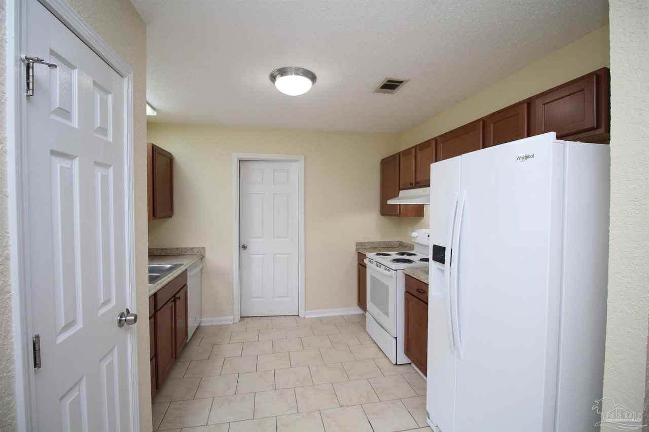 7177 Schwab Dr - Photo 7 of 17