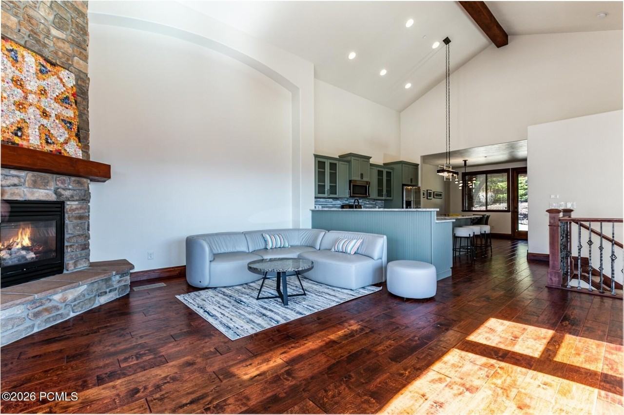 5326 N Oldgate Rd - Photo 6 of 32