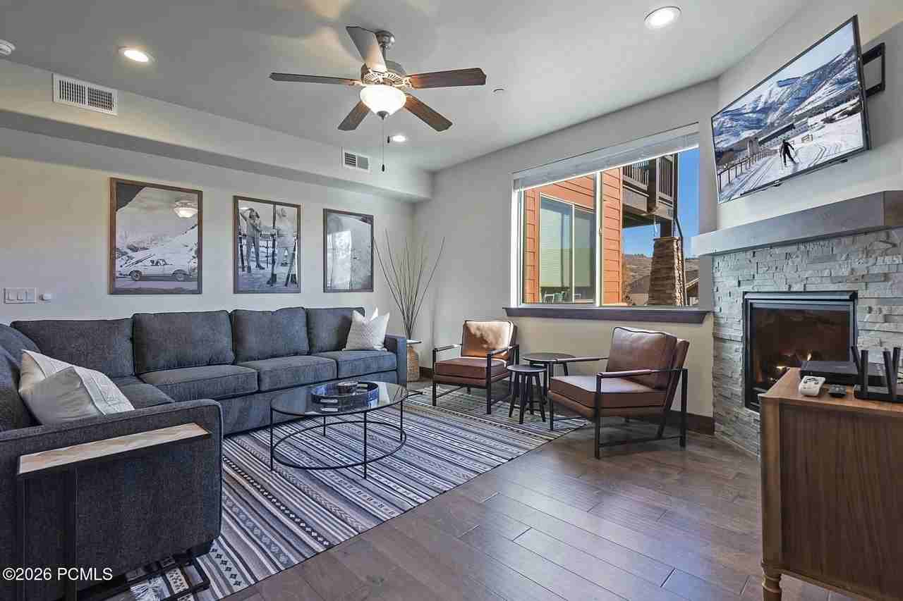 1261 W Black Rock Trl Unit 39d - Photo 4 of 23