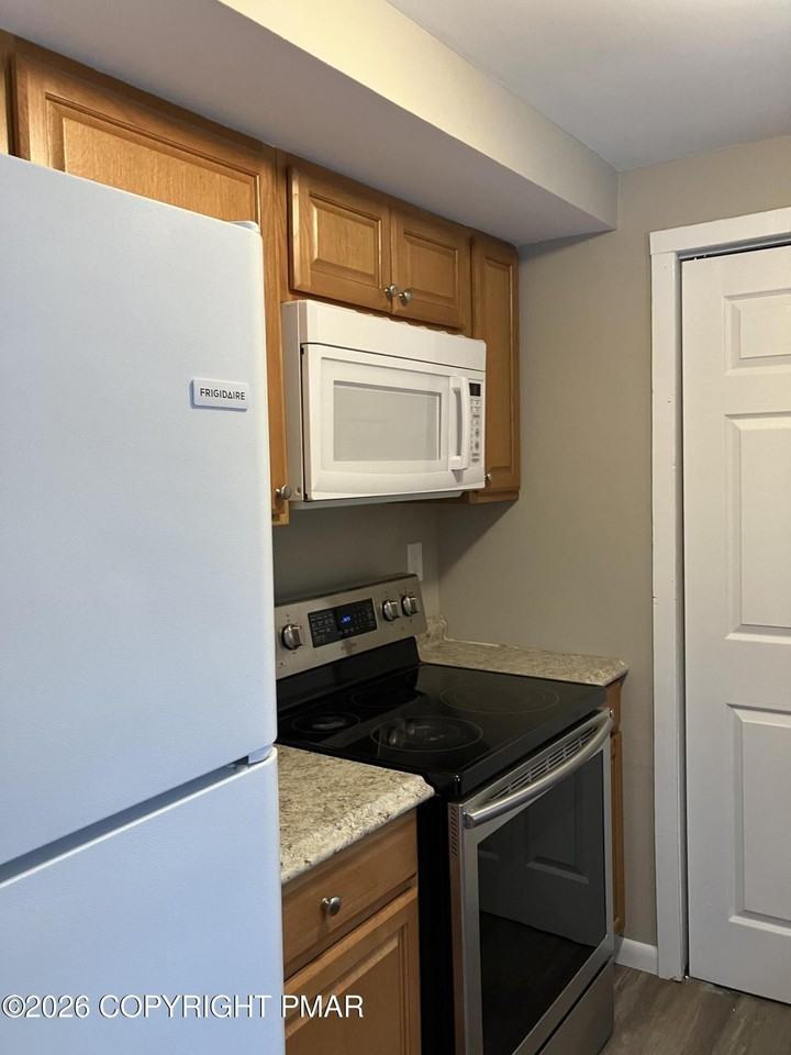 82 Shortridge Rd - Photo 7 of 16