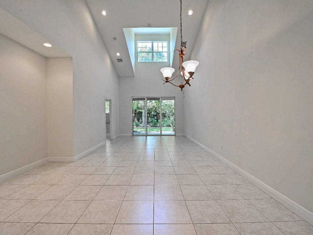 1645 Baseline Ln - Photo 5 of 45