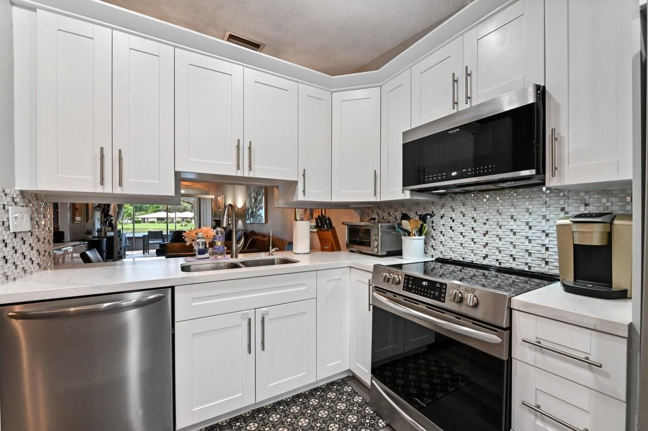 18824 Argosy Dr Unit C - Photo 5 of 18