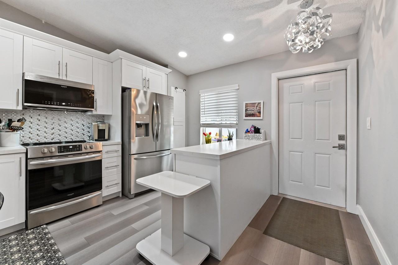 18824 Argosy Dr Unit C - Photo 6 of 18