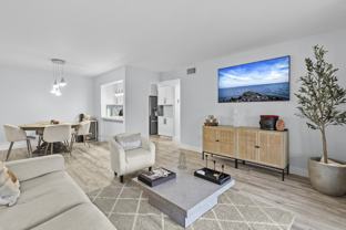 629 Sea Pine Way Apt D2 - Photo 1 of 1