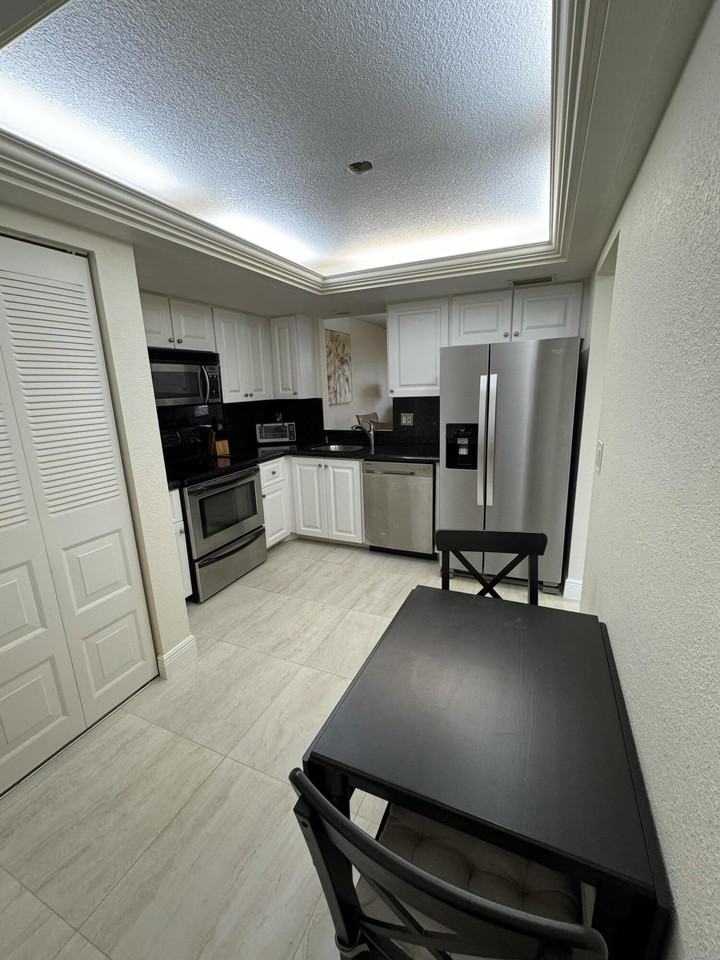 1700 Nw 80th Ave Apt 108 - Photo 7 of 19