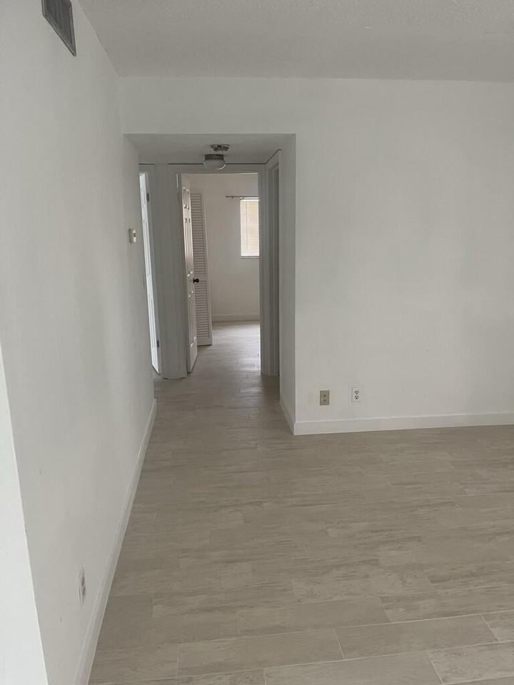 4259 Oak Terrace Dr - Photo 6 of 19