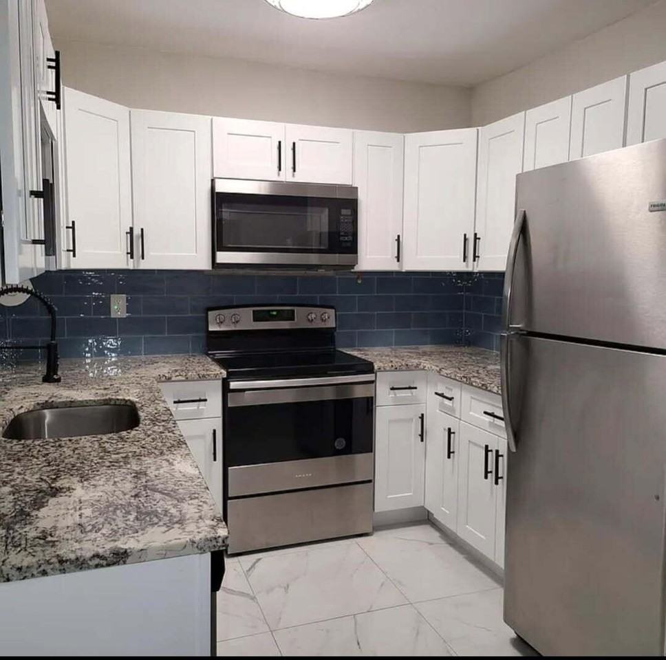 2340 Avenue M - Photo 3 of 10