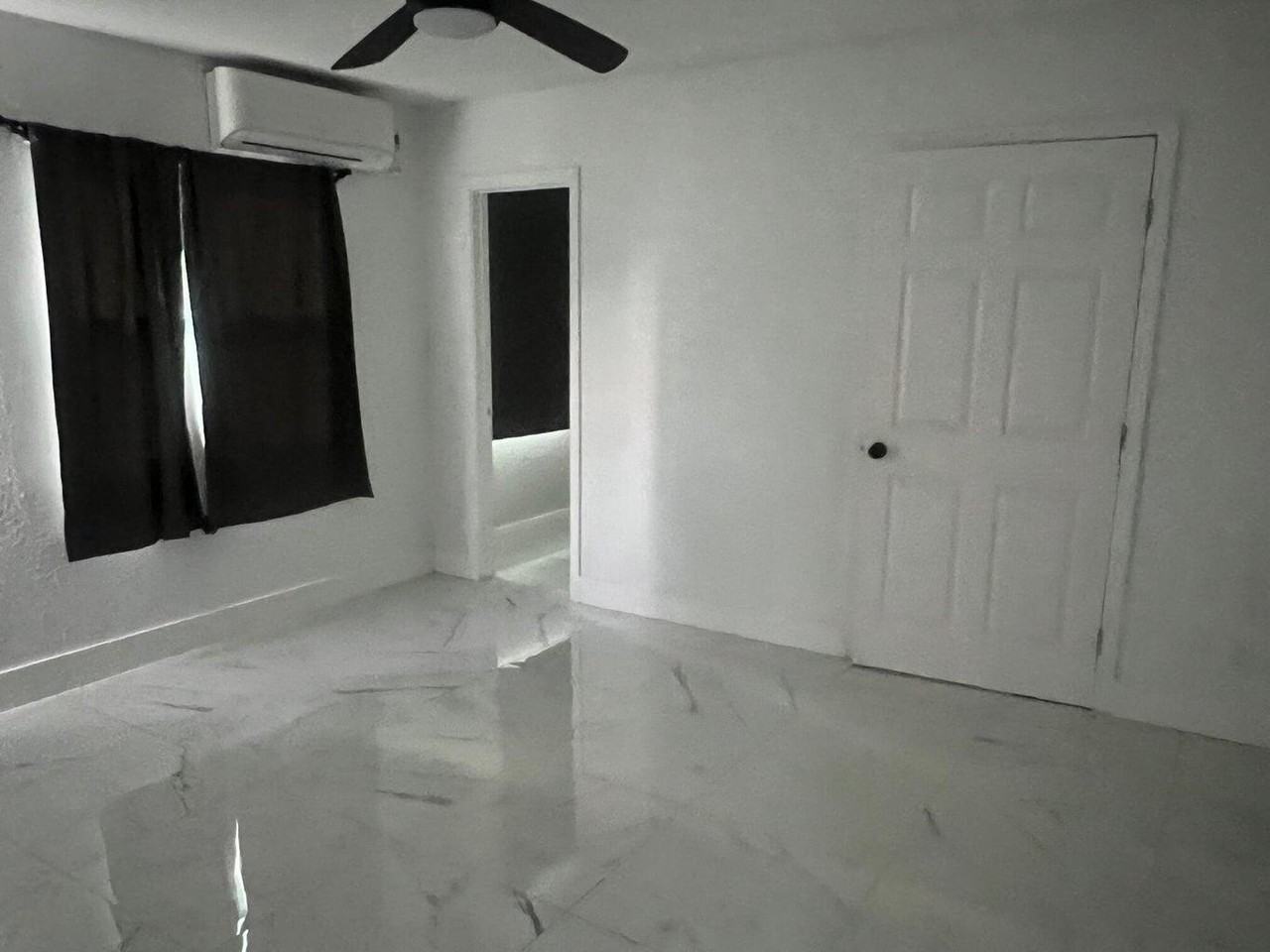 2340 Avenue M - Photo 6 of 10