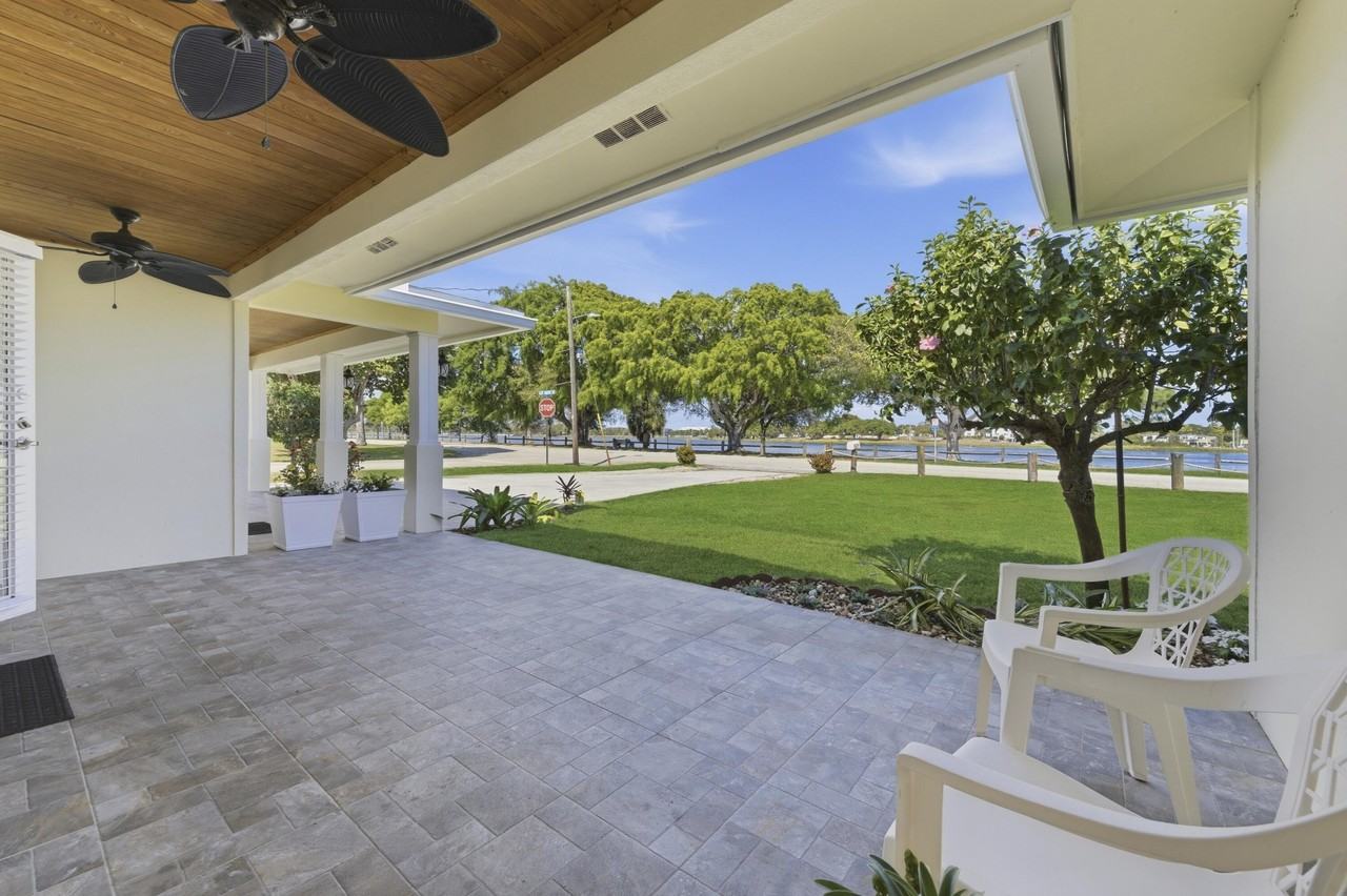 1814 Lake Osborne Dr - Photo 4 of 50