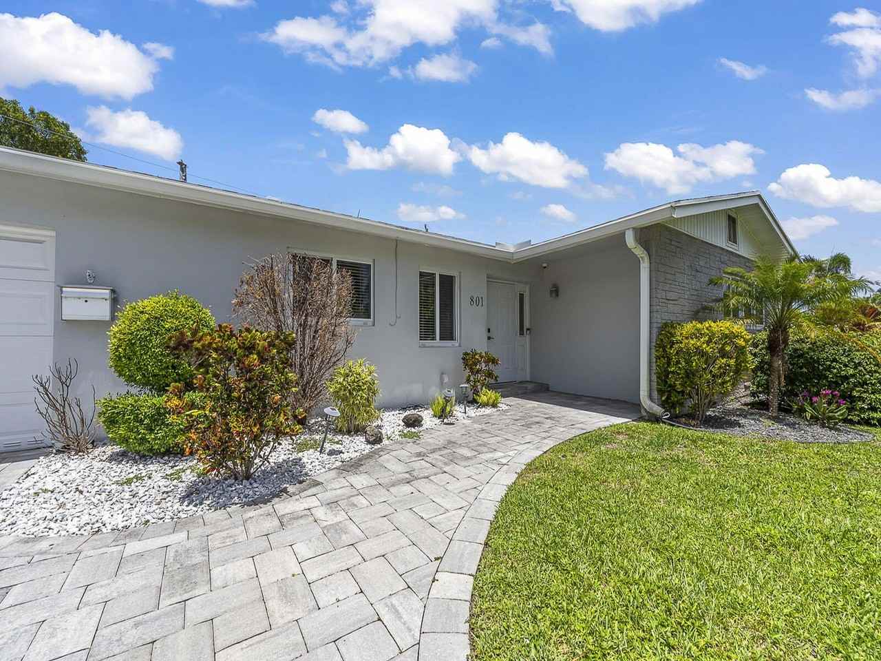 801 Se 14th St - Photo 6 of 50