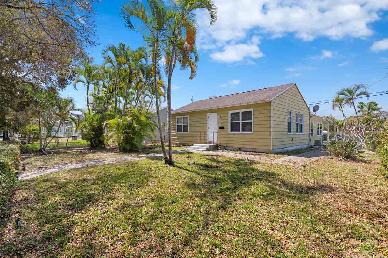 5901 Garden Ave - Photo 5 of 31