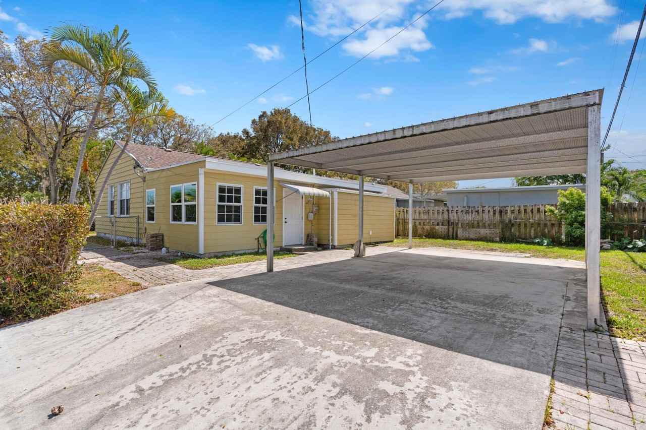 5901 Garden Ave - Photo 7 of 31