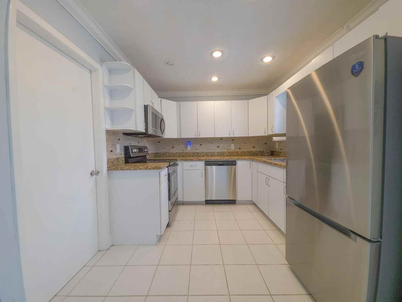 1204 Sunset Rd - Photo 7 of 16