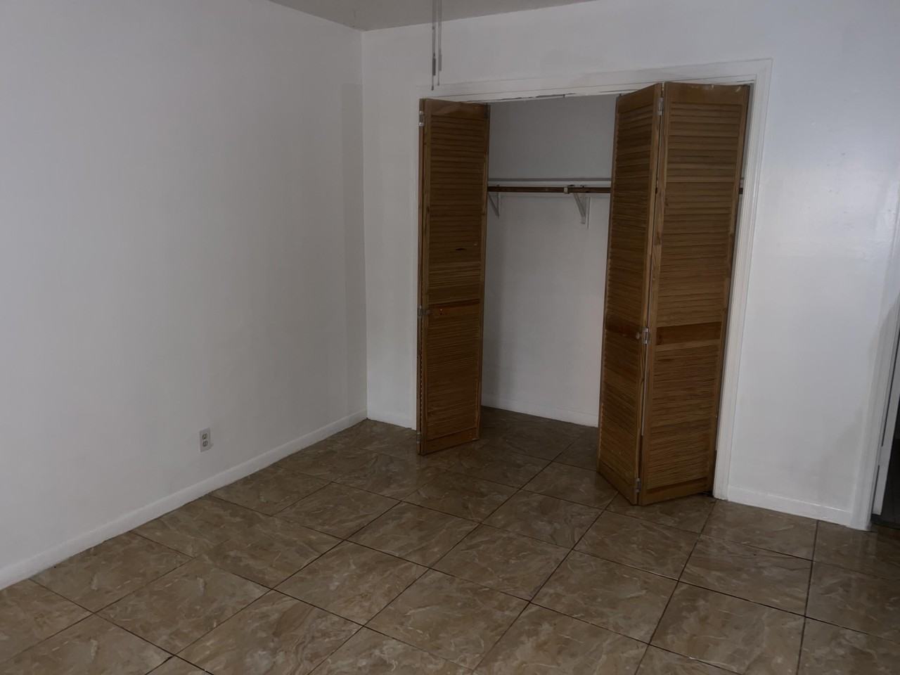 3755 Nw 116th Ter Apt 1 - Photo 7 of 14