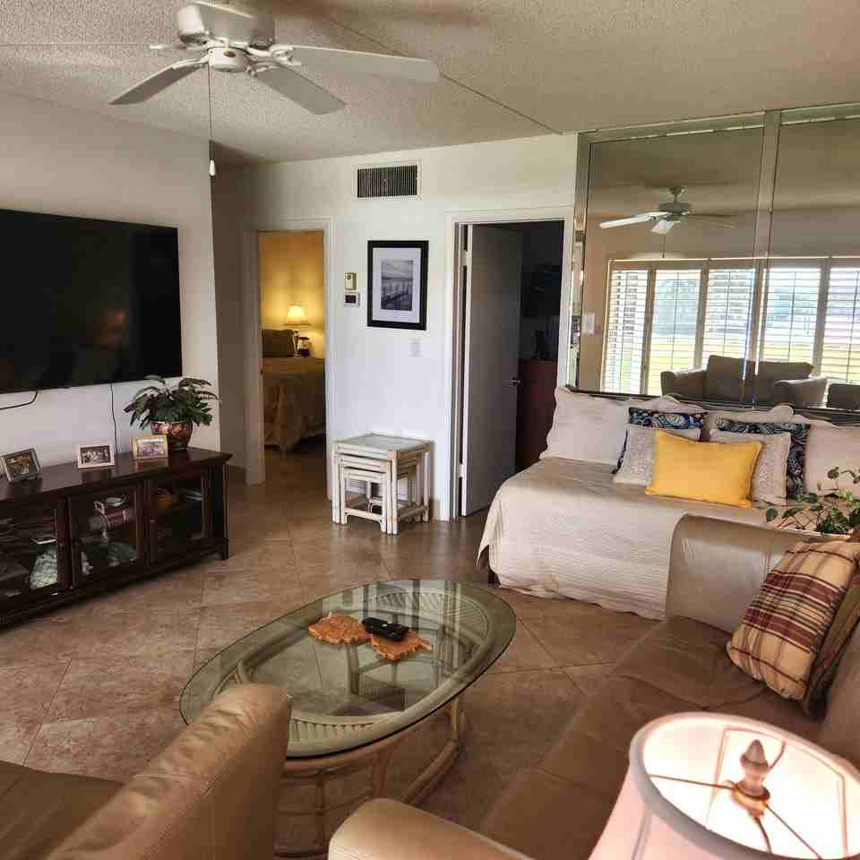 745 Se 19th Ave #112 - Photo 5 of 16