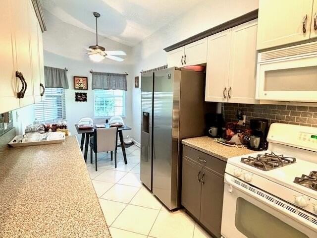 346 Nw Breezy Point Loop - Photo 3 of 16