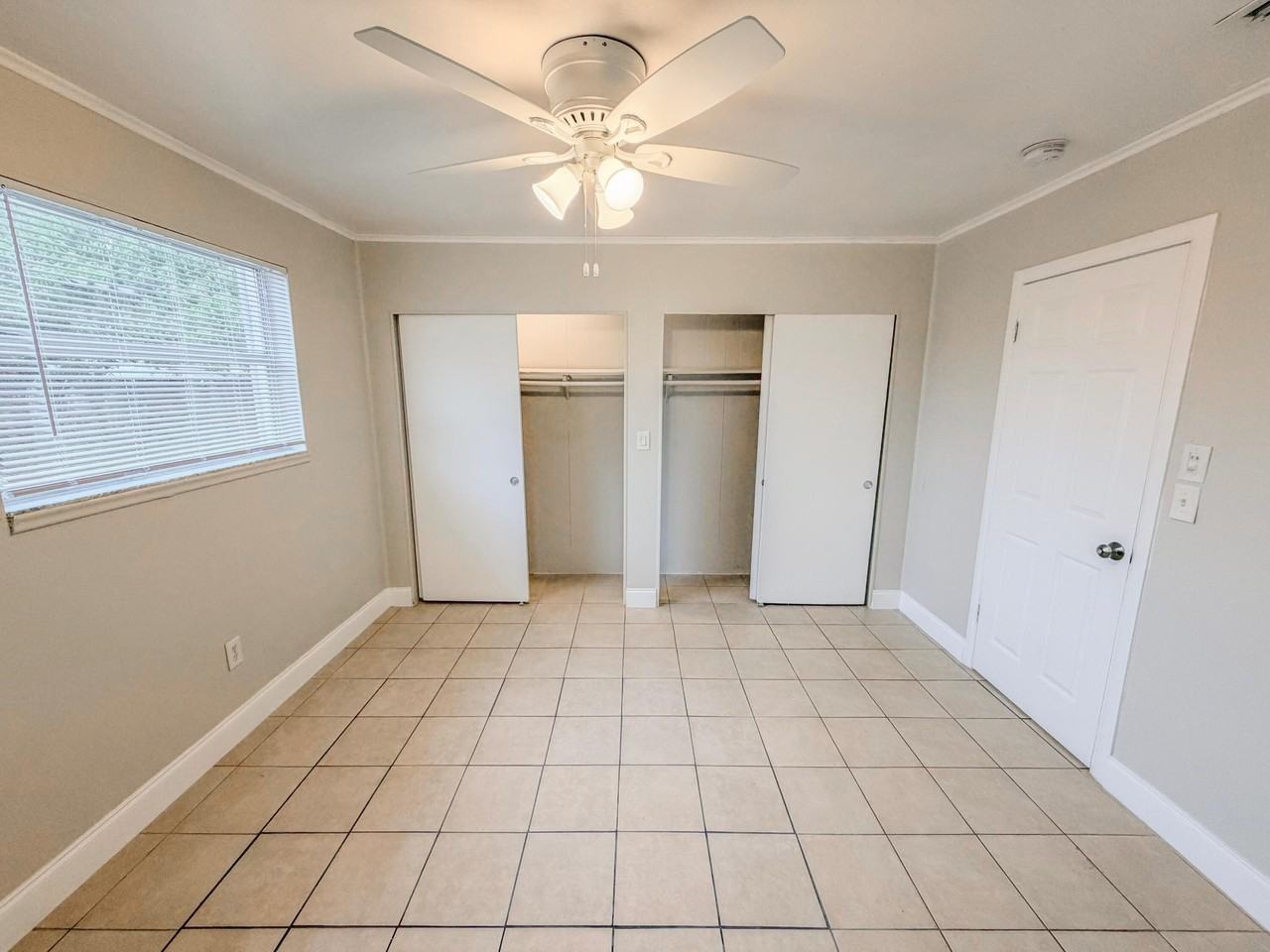 3077 Floweva St - Photo 6 of 12